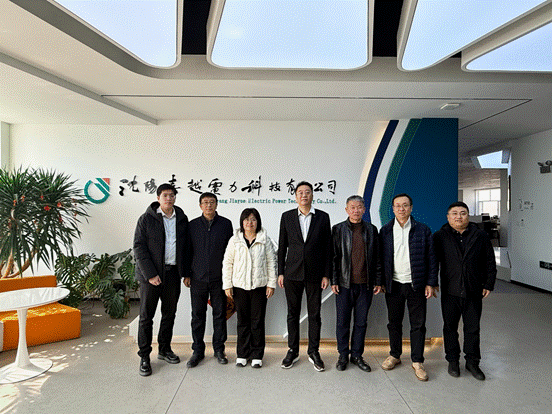 说明: 嘉越电力合影